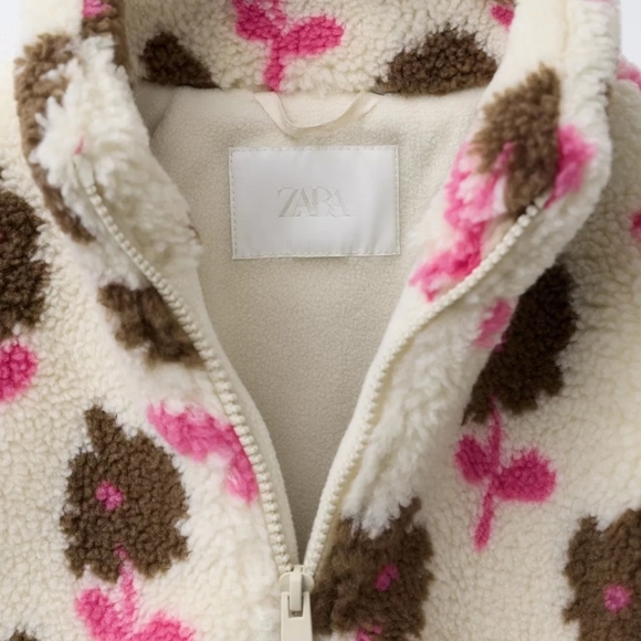 FLORAL FAUX SHEARLING JACKET - Picture 3 of 5